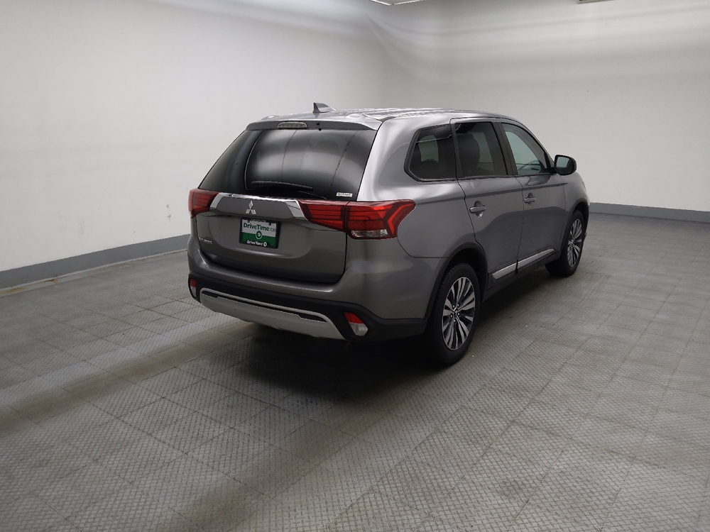 2020 Mitsubishi Outlander ES - Photo 7