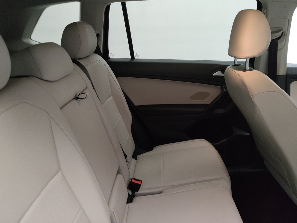 2021 Volkswagen Tiguan SEL - Photo 15