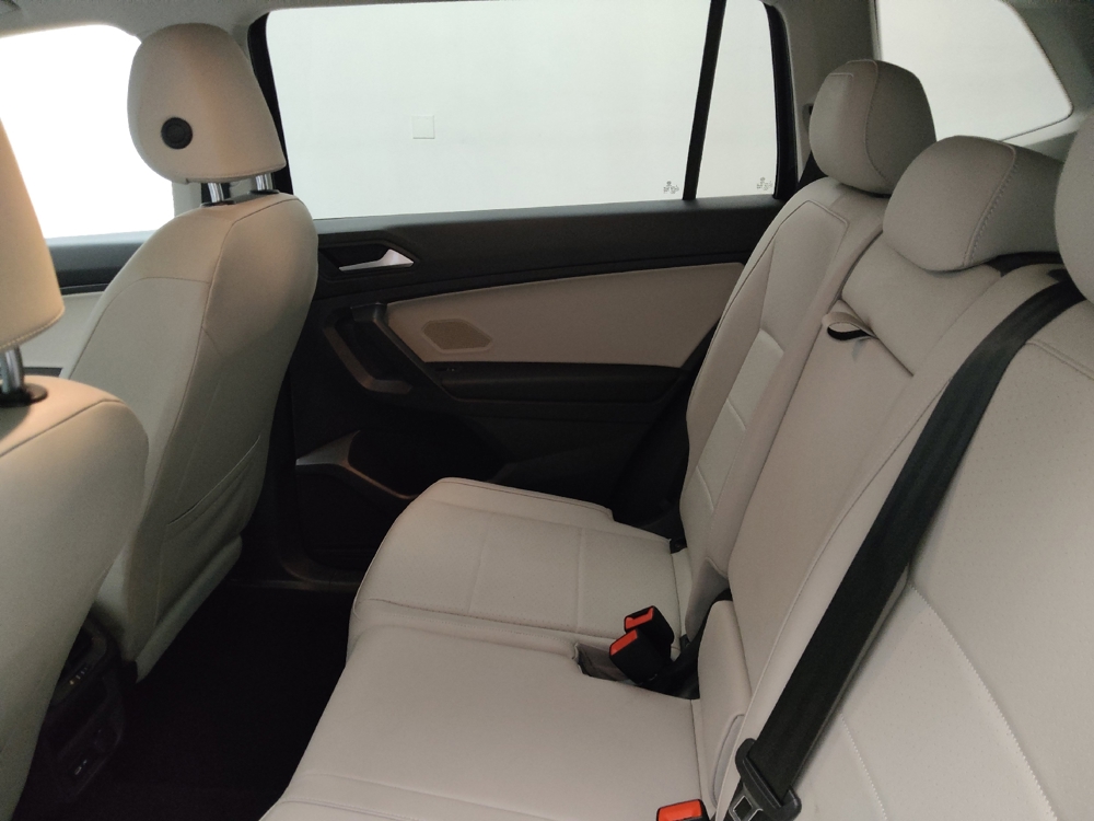 2021 Volkswagen Tiguan SEL - Photo 14
