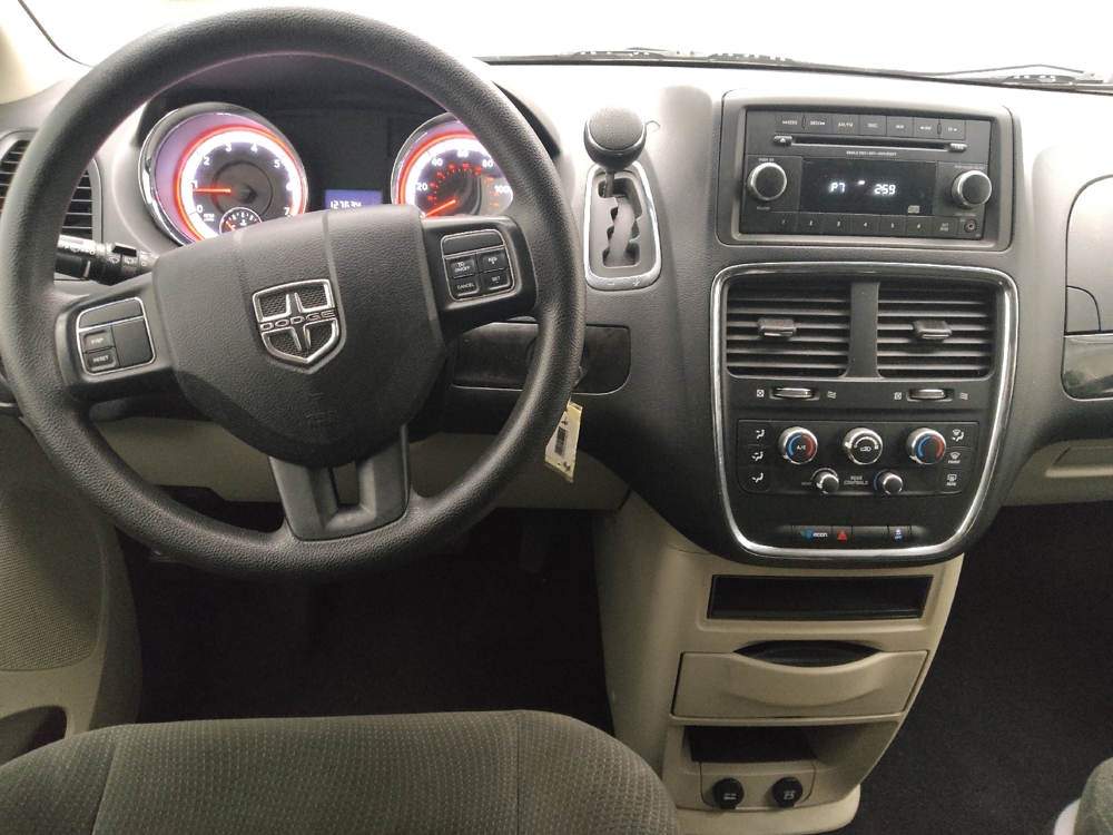 2016 Dodge Grand Caravan SE - Photo 17