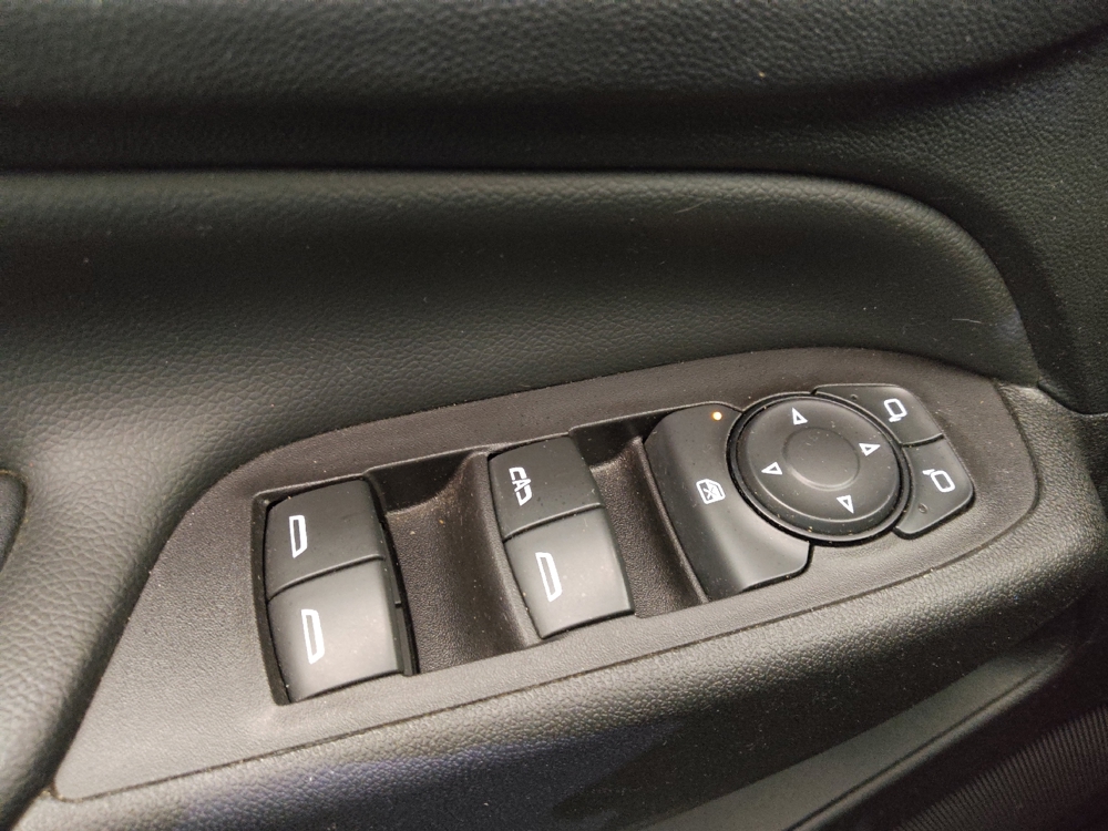 2020 Chevrolet Equinox LT - Photo 21