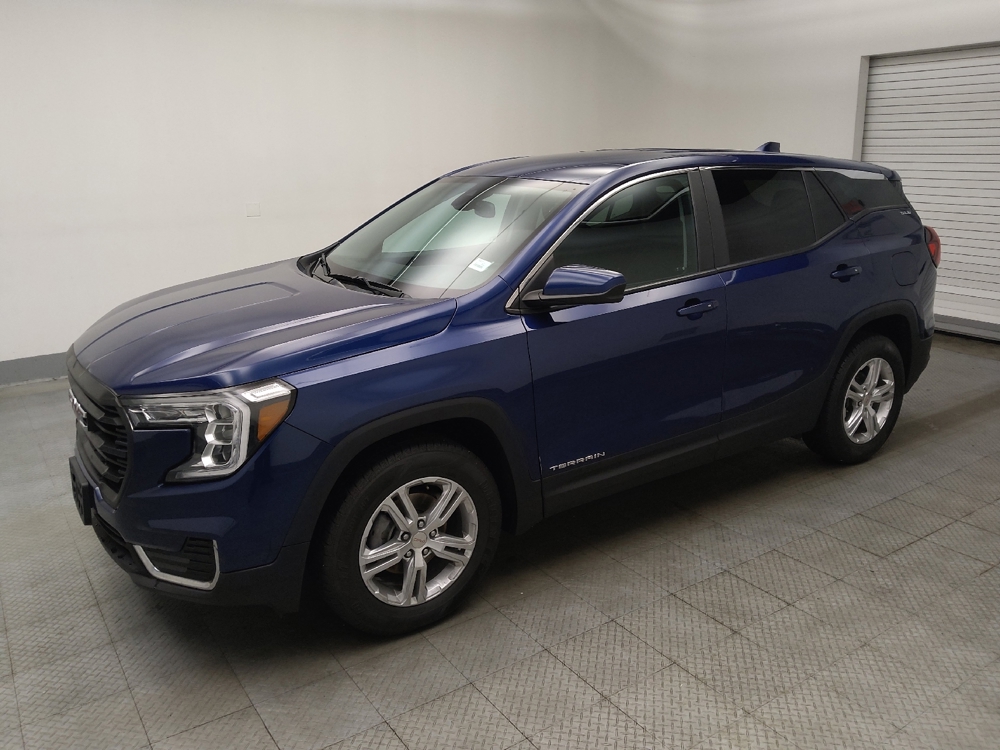 2022 GMC Terrain SLE - Photo 2