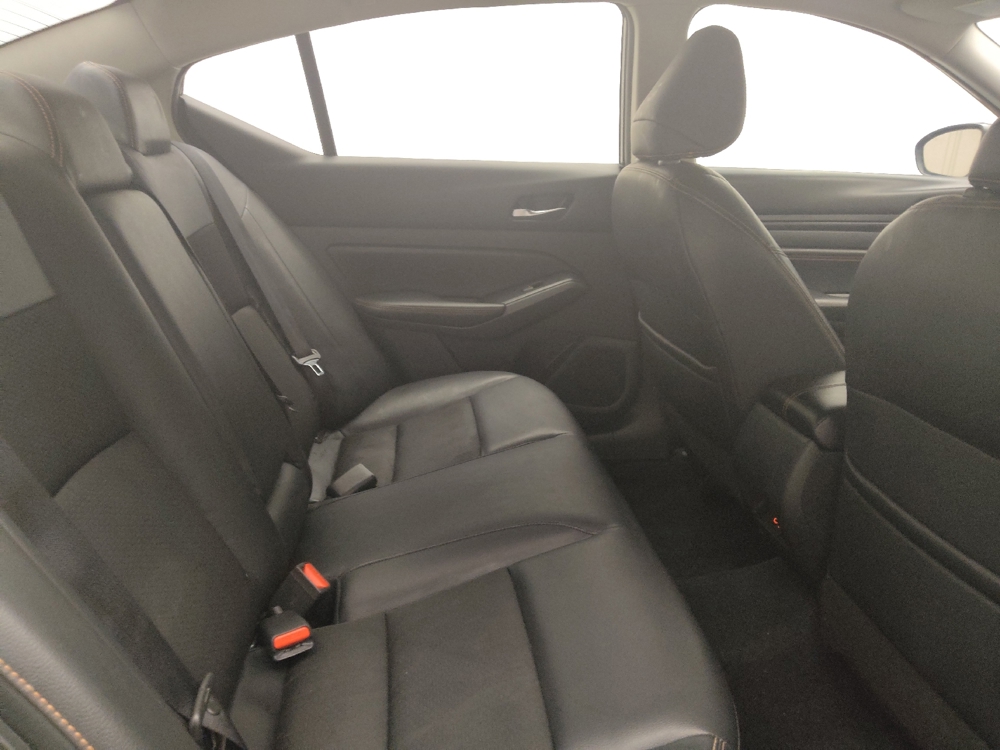 2021 Nissan Altima SR - Photo 15