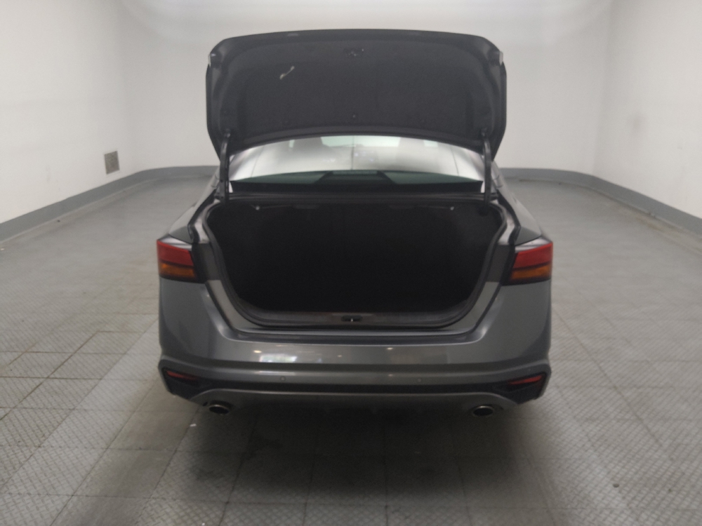 2021 Nissan Altima SR - Photo 22