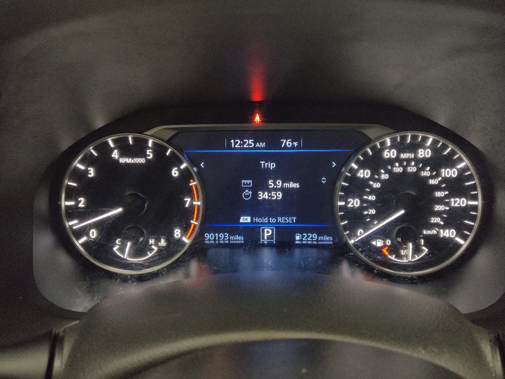 2021 Nissan Altima SR - Photo 18