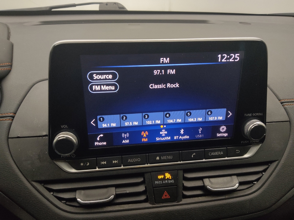 2021 Nissan Altima SR - Photo 19