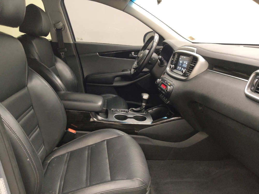 2020 Kia Sorento EX - Photo 16