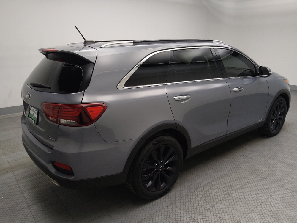 2020 Kia Sorento EX - Photo 8