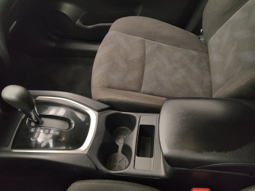2016 Nissan Rogue SV - Photo 20