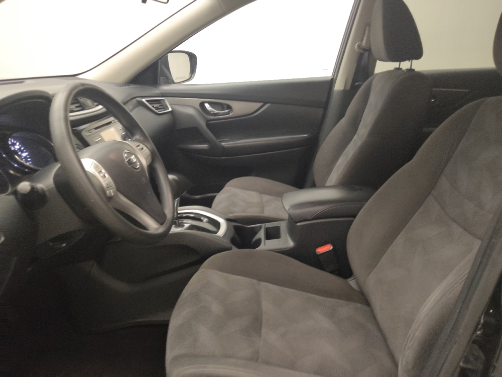 2016 Nissan Rogue SV - Photo 13