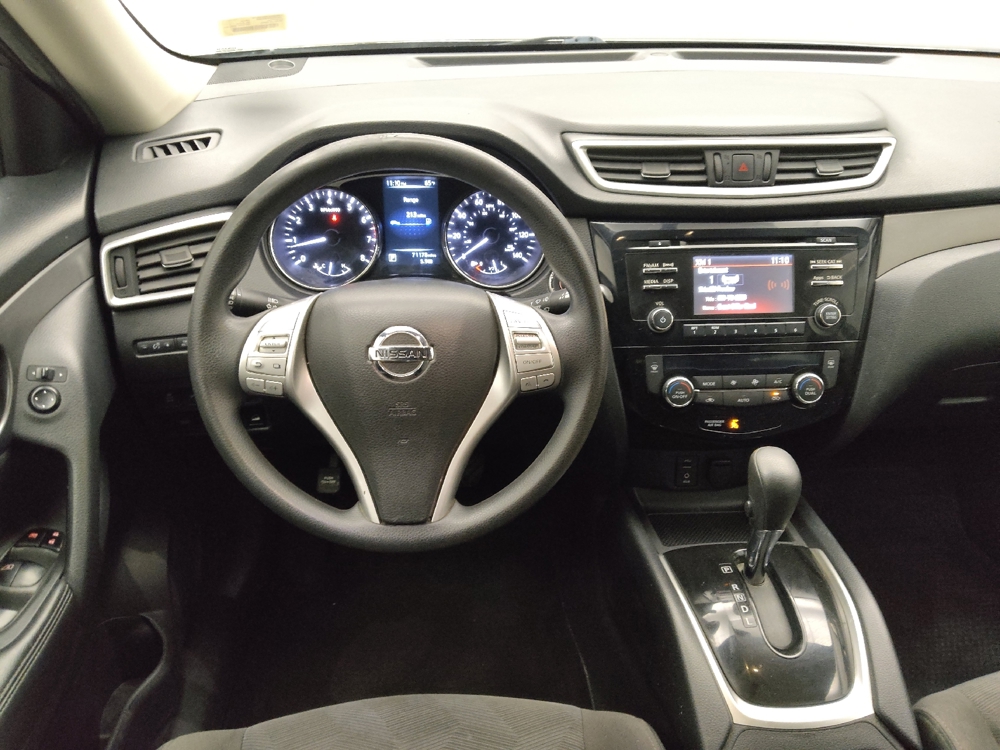 2016 Nissan Rogue SV - Photo 17