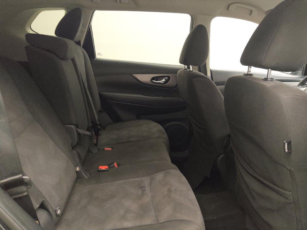 2016 Nissan Rogue SV - Photo 15