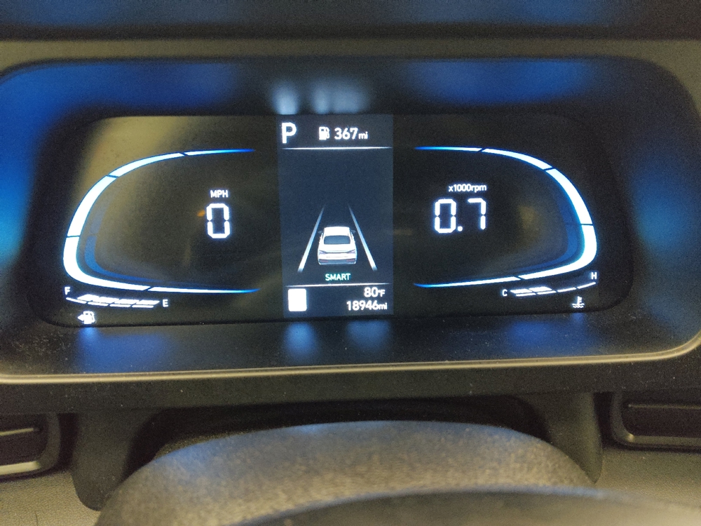 2025 Hyundai Elantra SEL - Photo 18