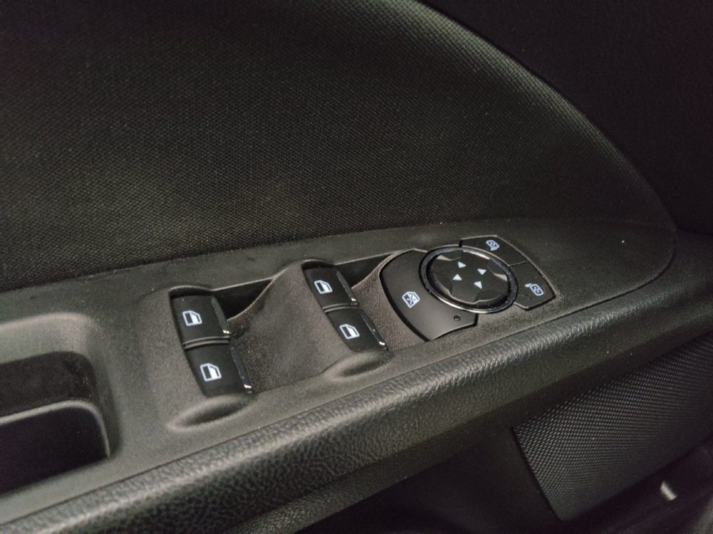 2020 Ford Fusion SE - Photo 21