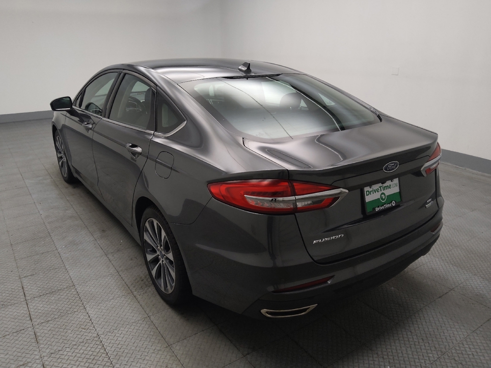 2020 Ford Fusion SE - Photo 4