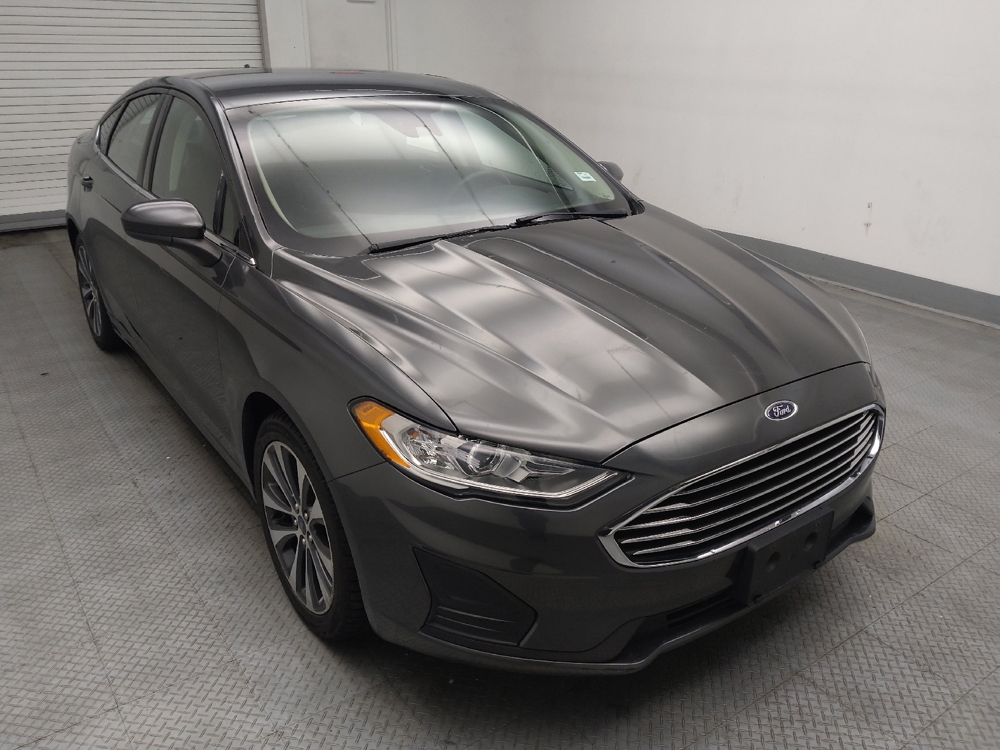 2020 Ford Fusion SE - Photo 10