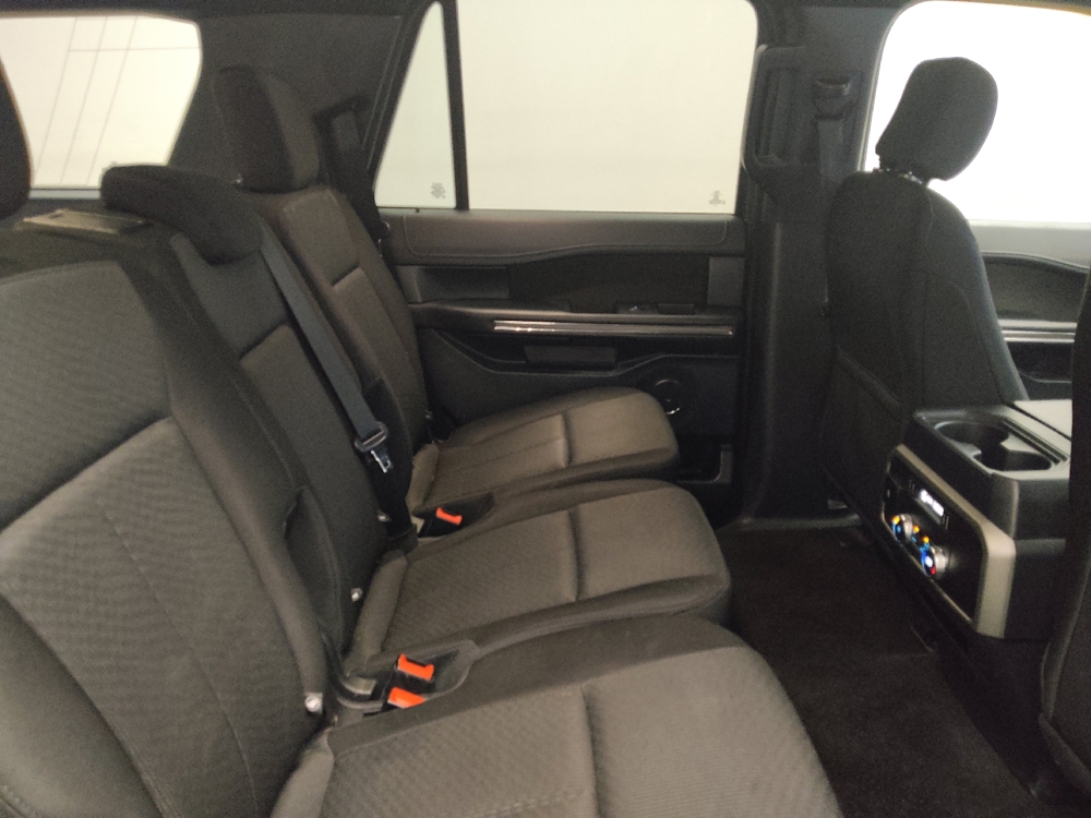 2020 Ford Expedition XLT - Photo 15