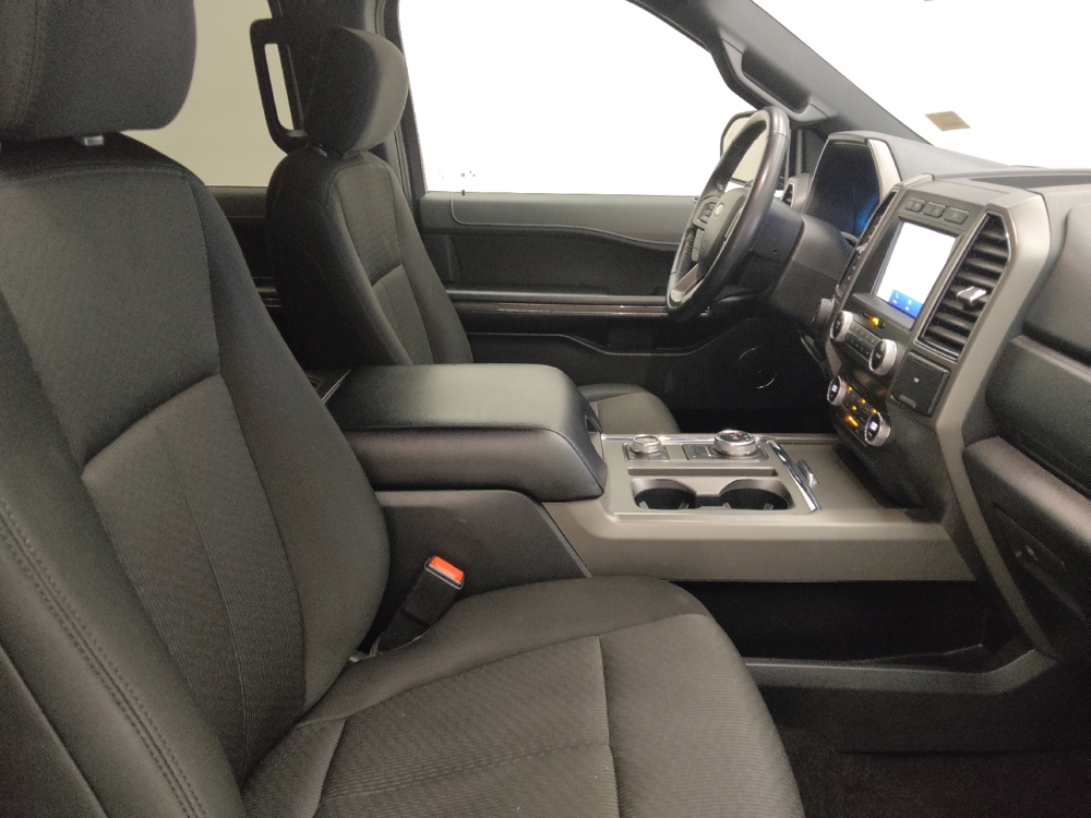 2020 Ford Expedition XLT - Photo 16