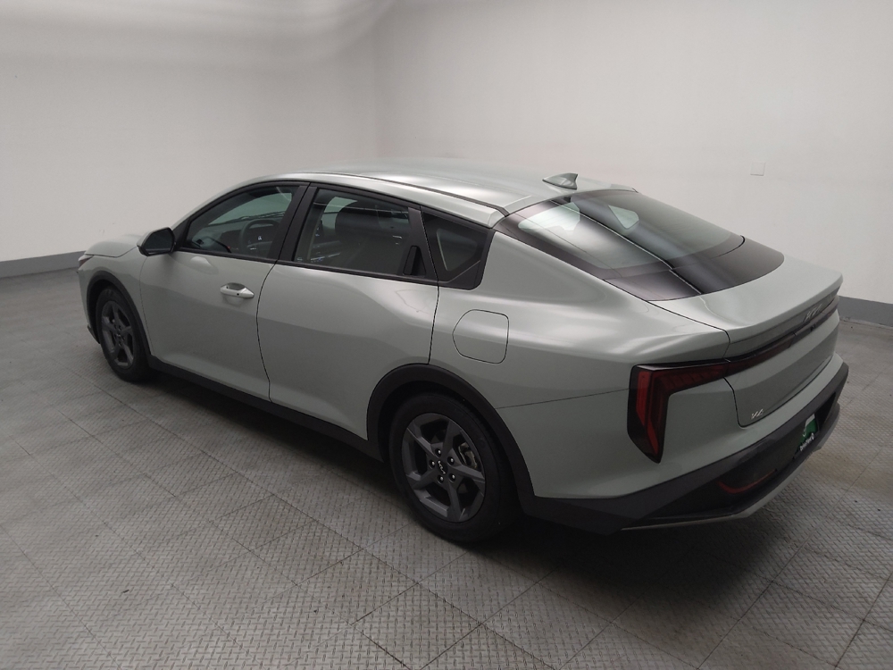 2025 Kia K4 LXS - Photo 3