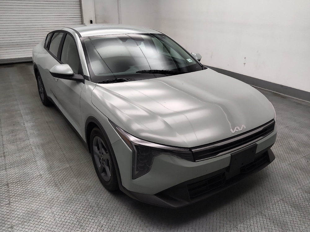 2025 Kia K4 LXS - Photo 10