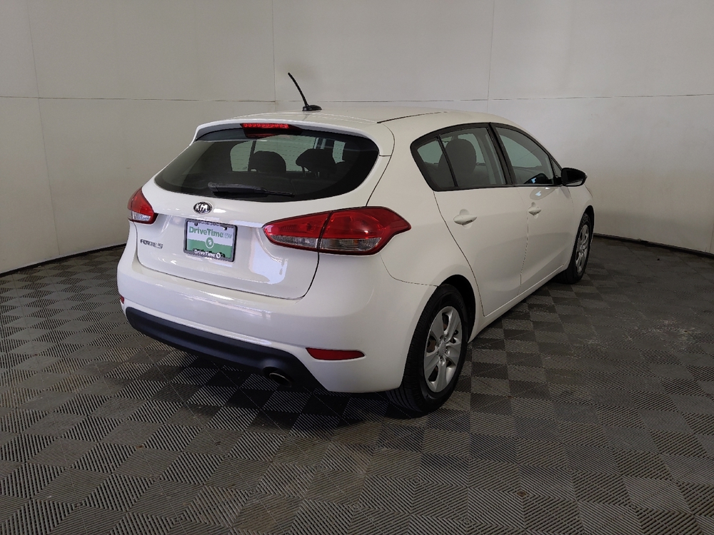 2017 Kia Forte5 LX - Photo 6
