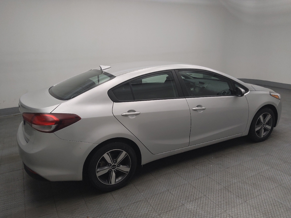 2018 Kia FORTE LX - Photo 8