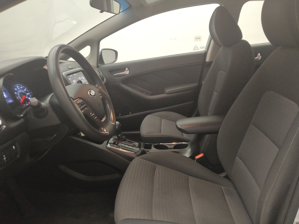 2018 Kia FORTE LX - Photo 13