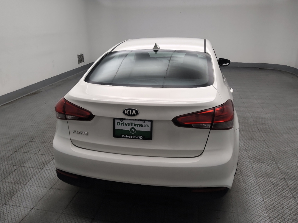 2018 Kia FORTE LX - Photo 6