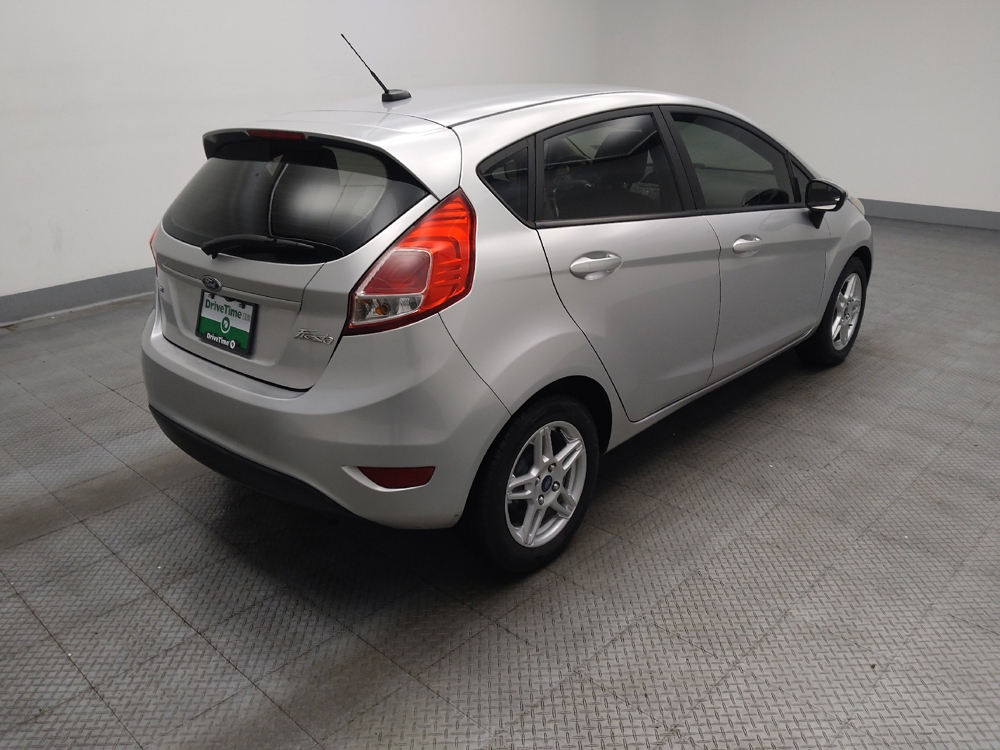 2018 Ford Fiesta SE - Photo 8