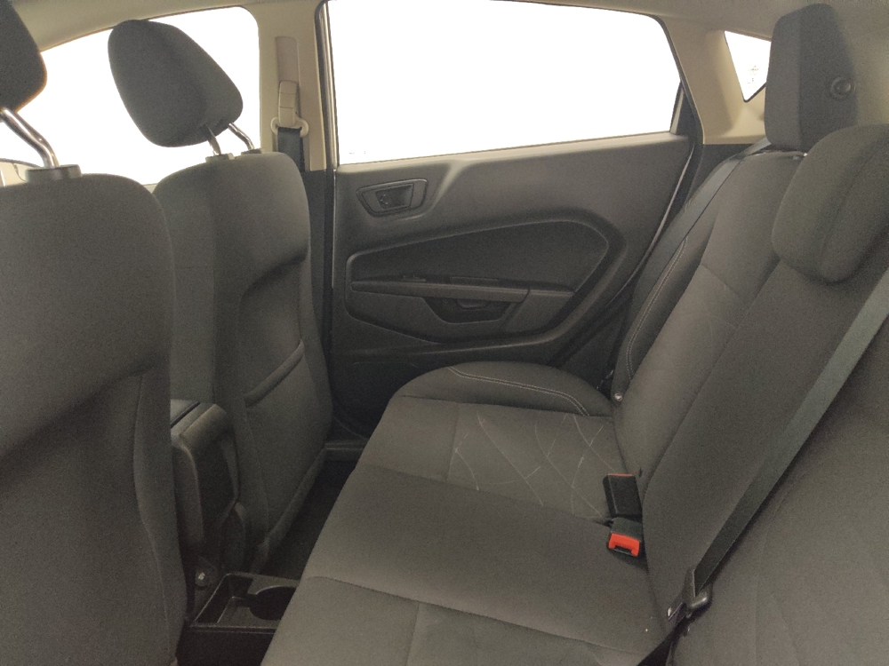 2018 Ford Fiesta SE - Photo 14