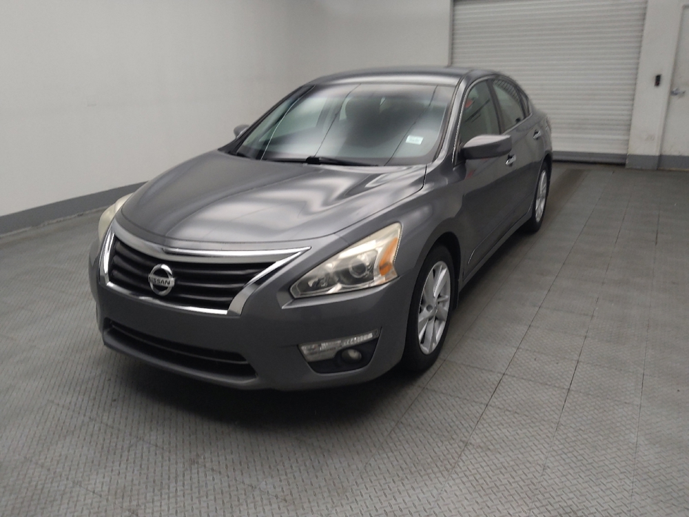2015 Nissan Altima SV