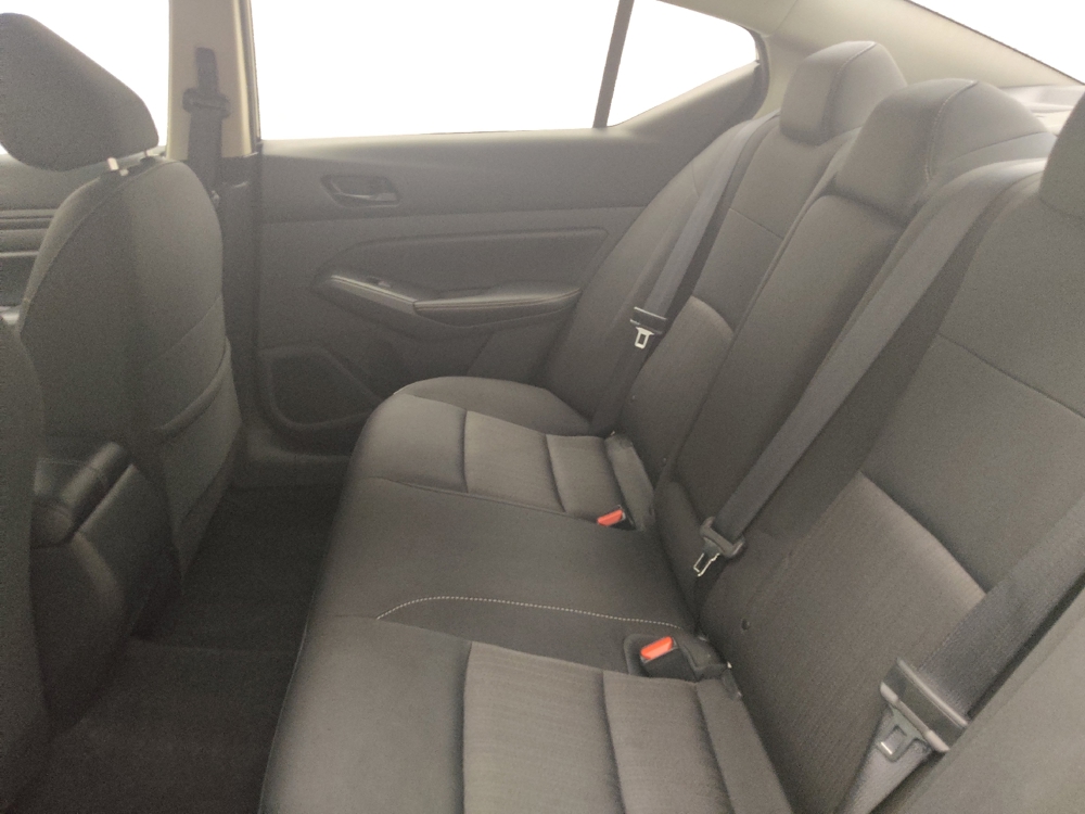 2024 Nissan Altima SV - Photo 14