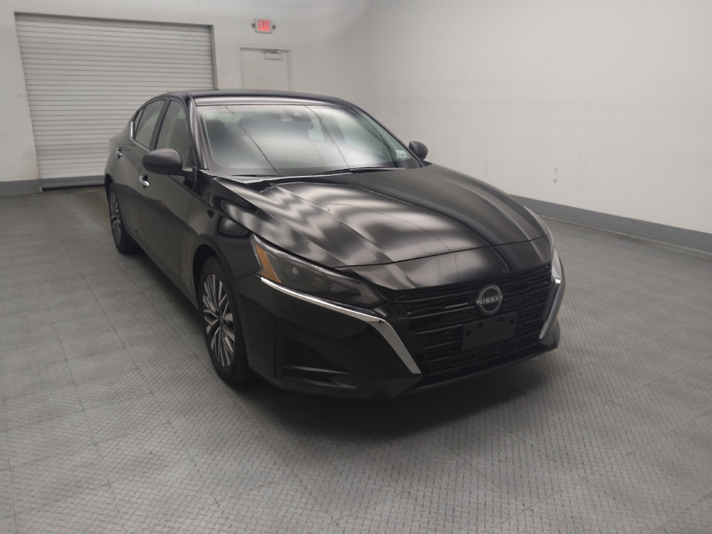 2024 Nissan Altima SV - Photo 10