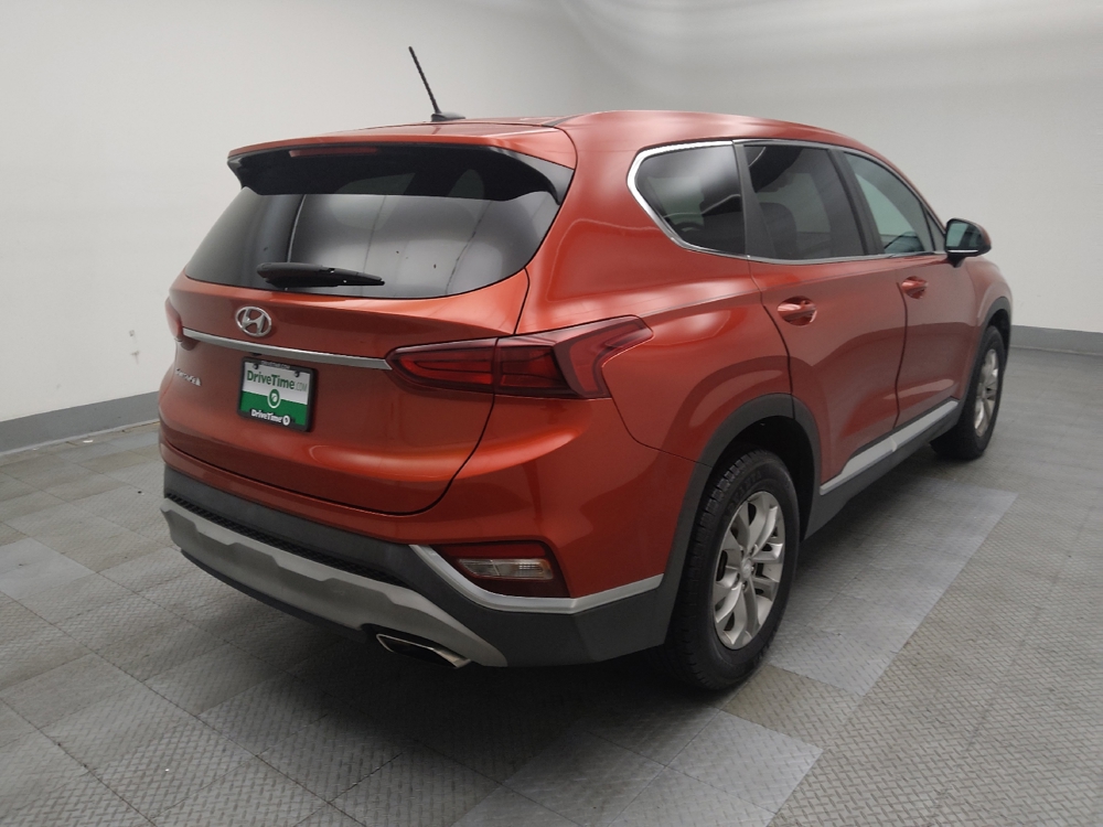 2020 Hyundai Santa Fe SE - Photo 7