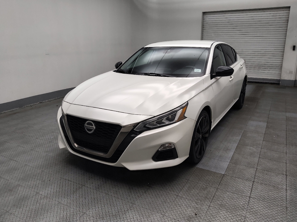 2022 Nissan Altima SR