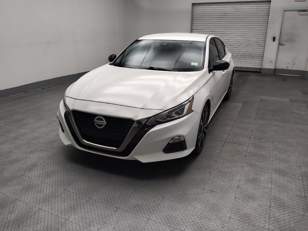 2022 Nissan Altima SR