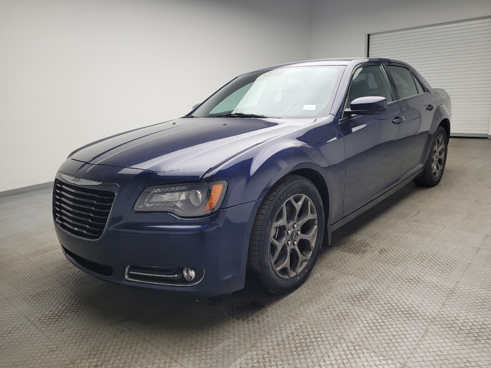 2014 Chrysler 300 S's photo