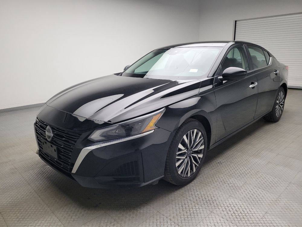 2023 Nissan Altima SV