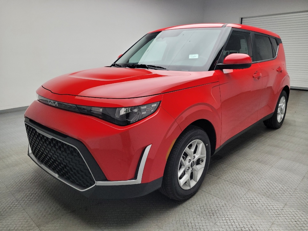 2023 Kia Soul LX's photo