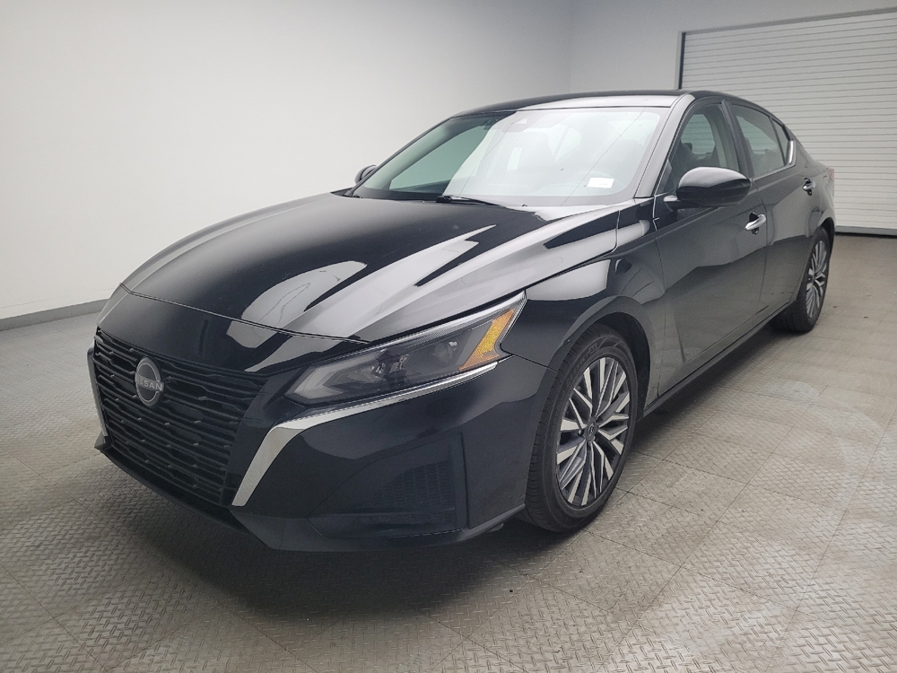 2023 Nissan Altima SV