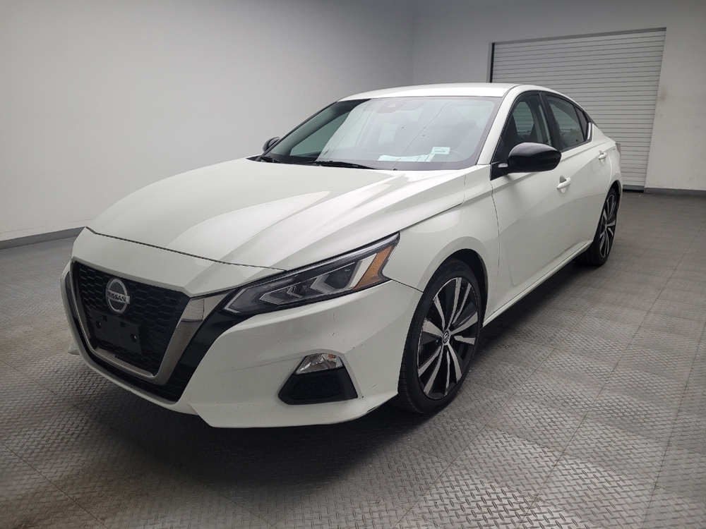 2022 Nissan Altima SR