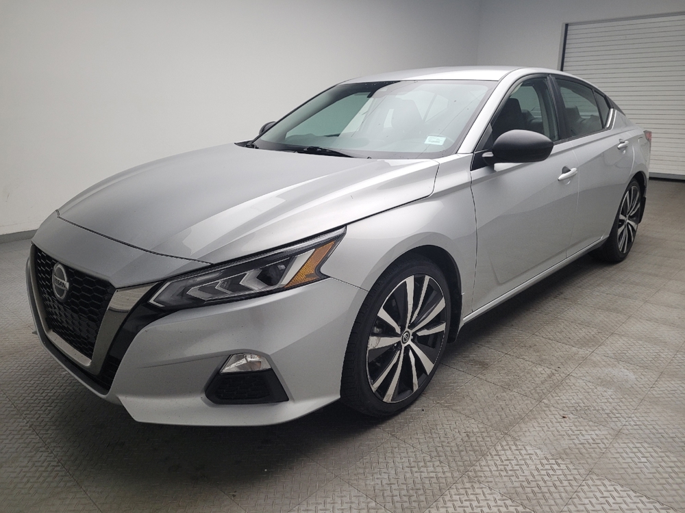 2022 Nissan Altima SR