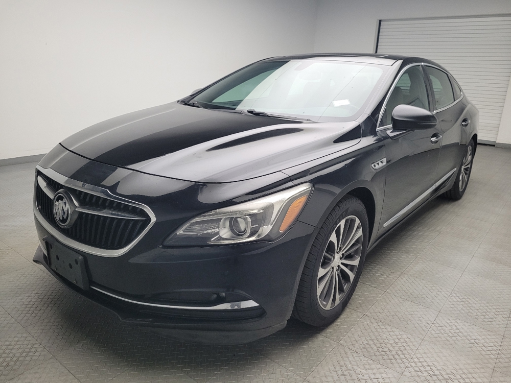 2017 Buick LaCrosse Essence's photo