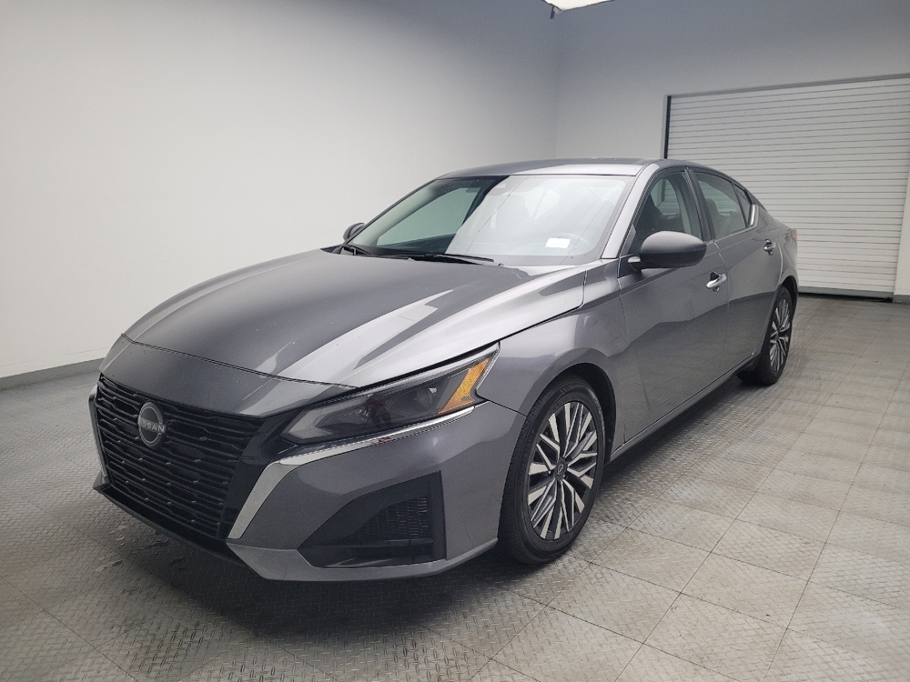 2024 Nissan Altima SV