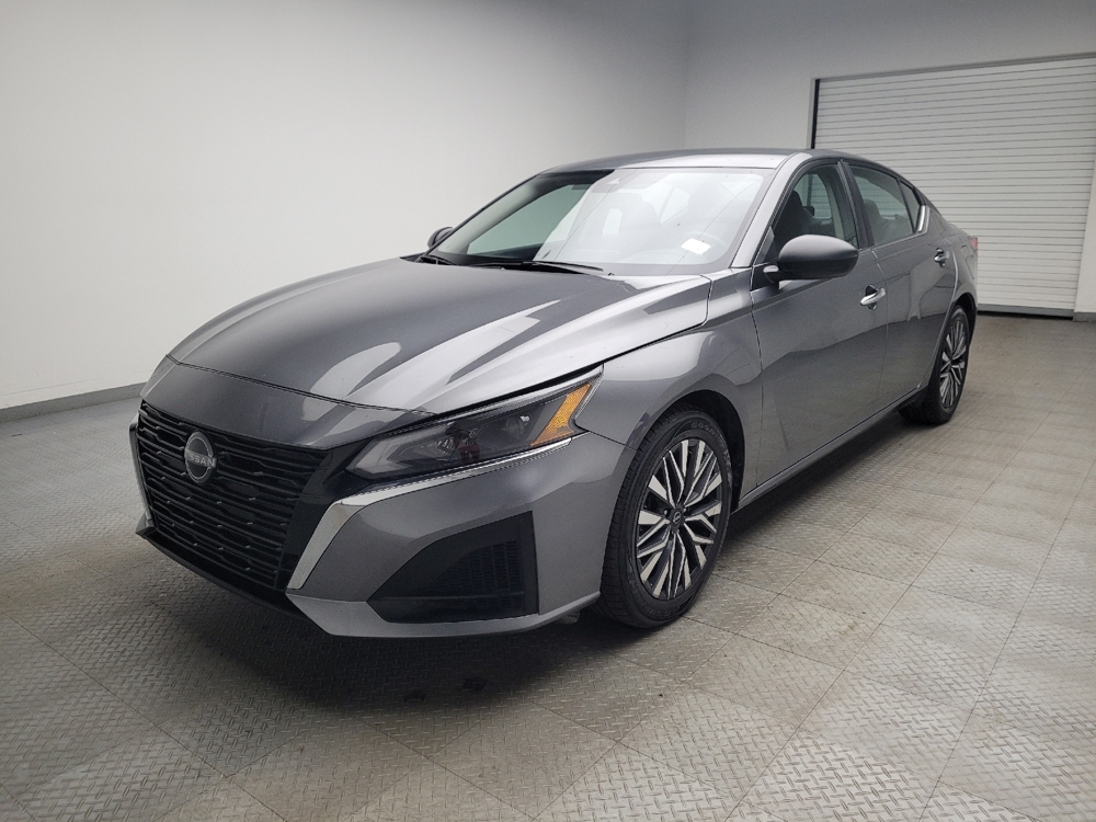 2024 Nissan Altima SV's photo