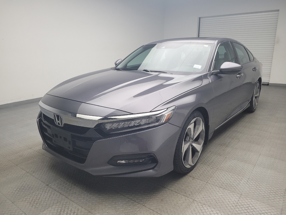 2018 Honda Accord Touring's photo