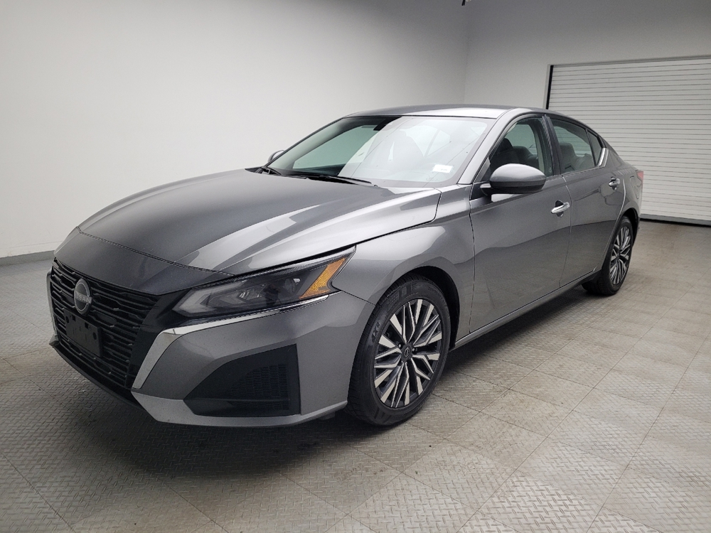 2023 Nissan Altima SV