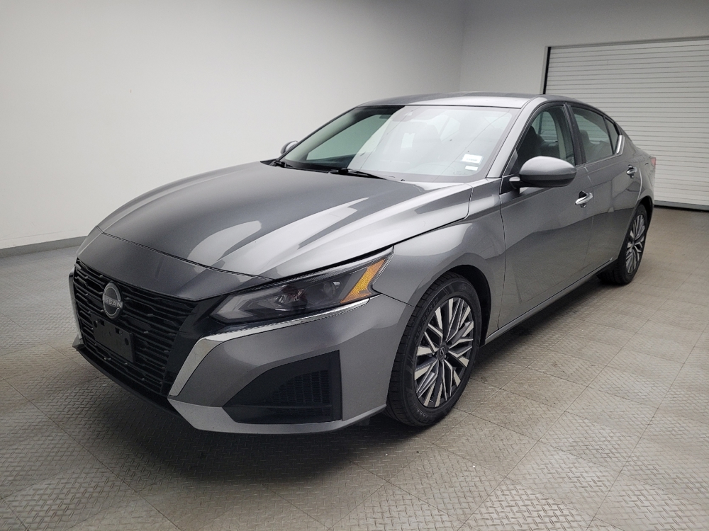2023 Nissan Altima SV