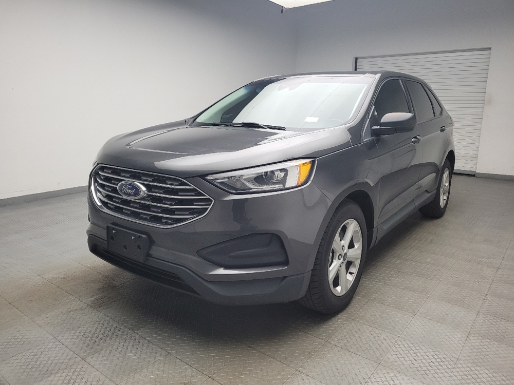 2019 Ford Edge SE's photo
