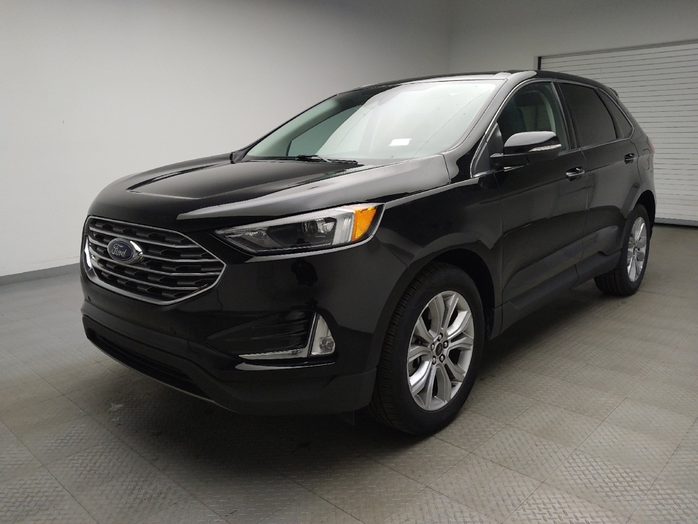 2024 Ford Edge Titanium's photo